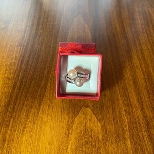 New Beautiful Colored Pearl and Cubic Zirconia Ring, Size 6.